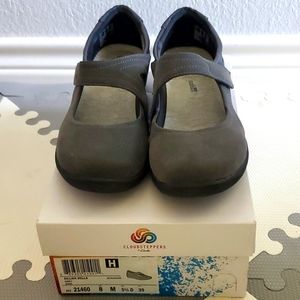 Clarks cloudstepper Sillian bella size 8 New